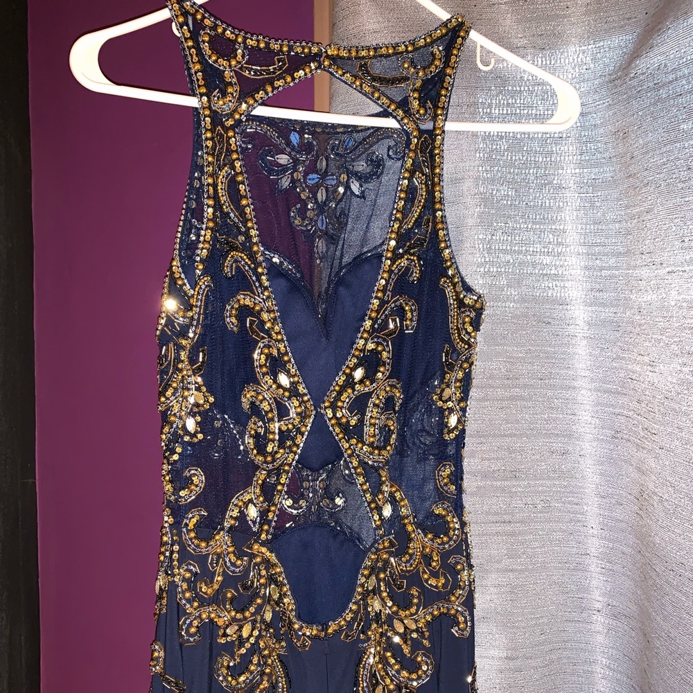 Prom dress - Picture 3 of 6